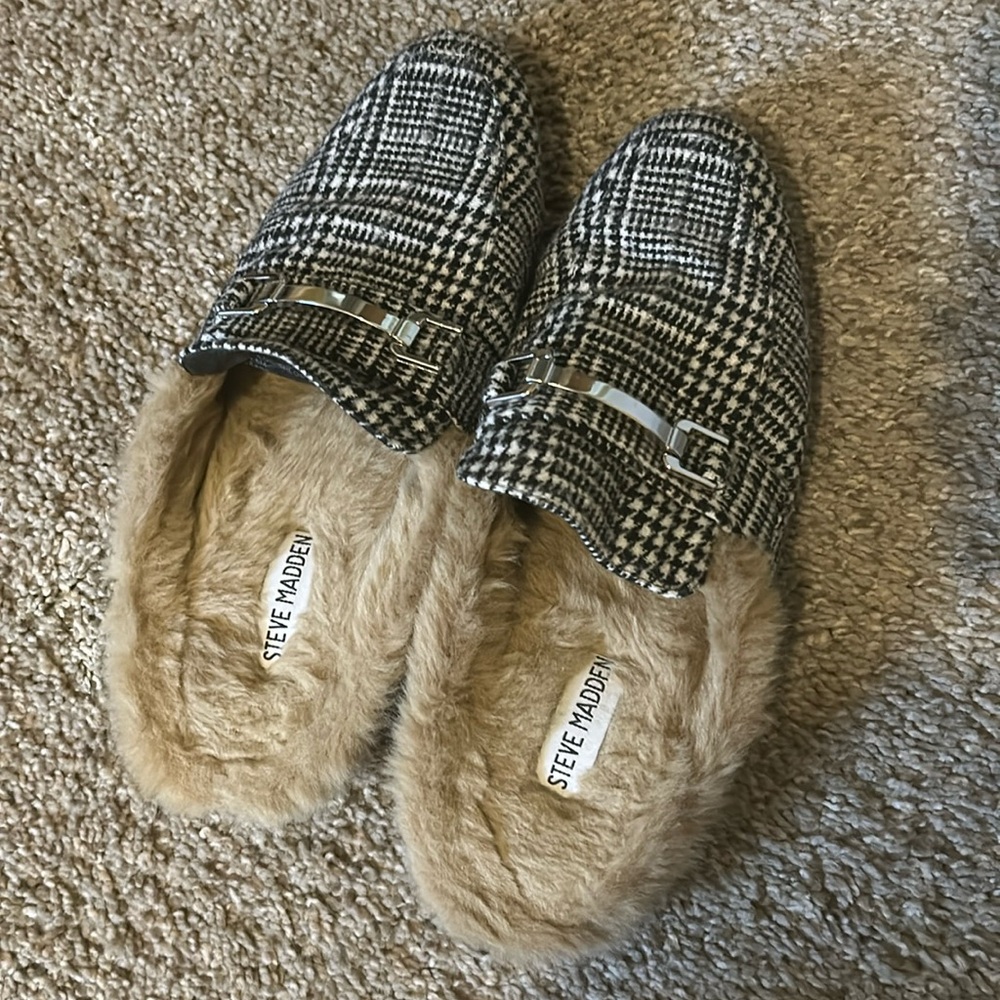 Steve Madden fabric loafer